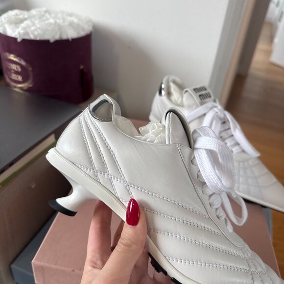 NWT Miu Miu Heeled Sneakers White Leather Pointed Toe Lace Up Kitten Heels Sz 34 - Picture 7 of 10